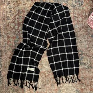 Black and White Windowpane Scarf- Cashmere Feel